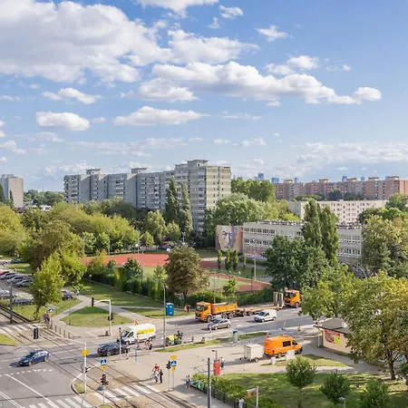 Elegant With Parking Close To Metro Station By Renters *