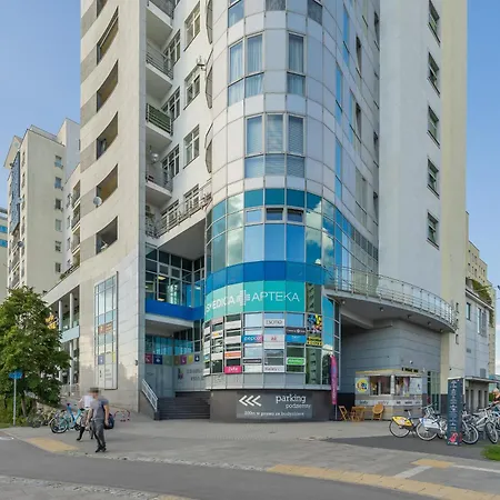 Elegant With Parking Close To Metro Station By Renters * Warsaw