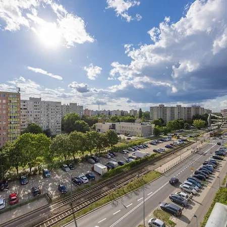 Elegant With Parking Close To Metro Station By Renters Apartment *