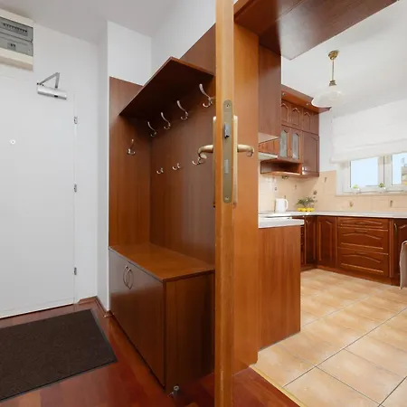 Elegant With Parking Close To Metro Station By Renters *