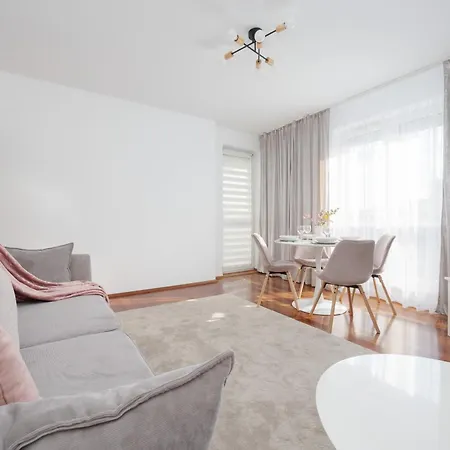Elegant With Parking Close To Metro Station By Renters *
